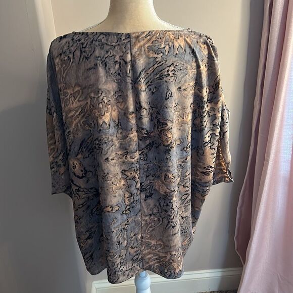 EUC Juicy Couture Blouse(size XL) - Picture 5 of 8